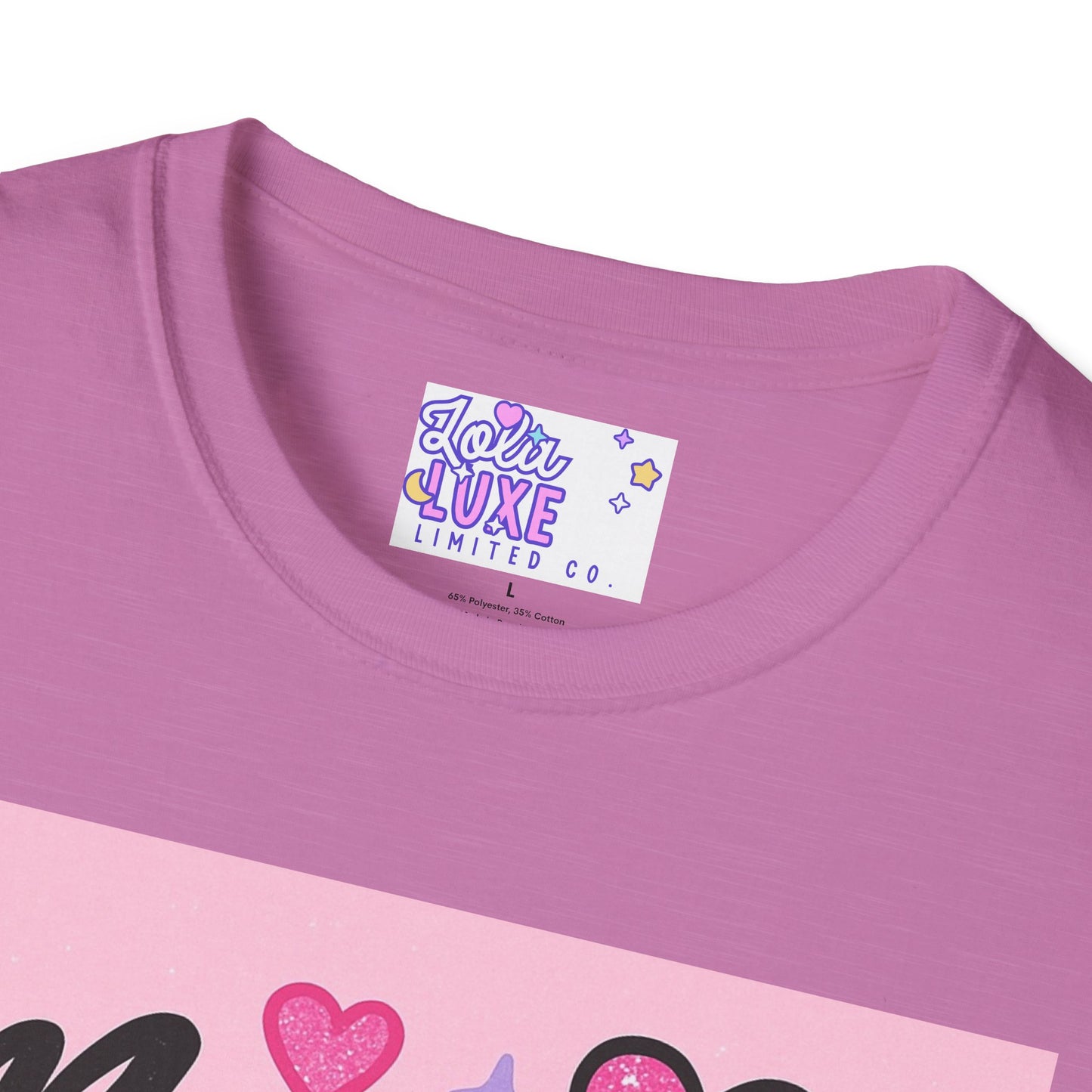 Mommin' in Leopard Print Unisex T-Shirt - Fun & Stylish Apparel for Moms Glam Tee