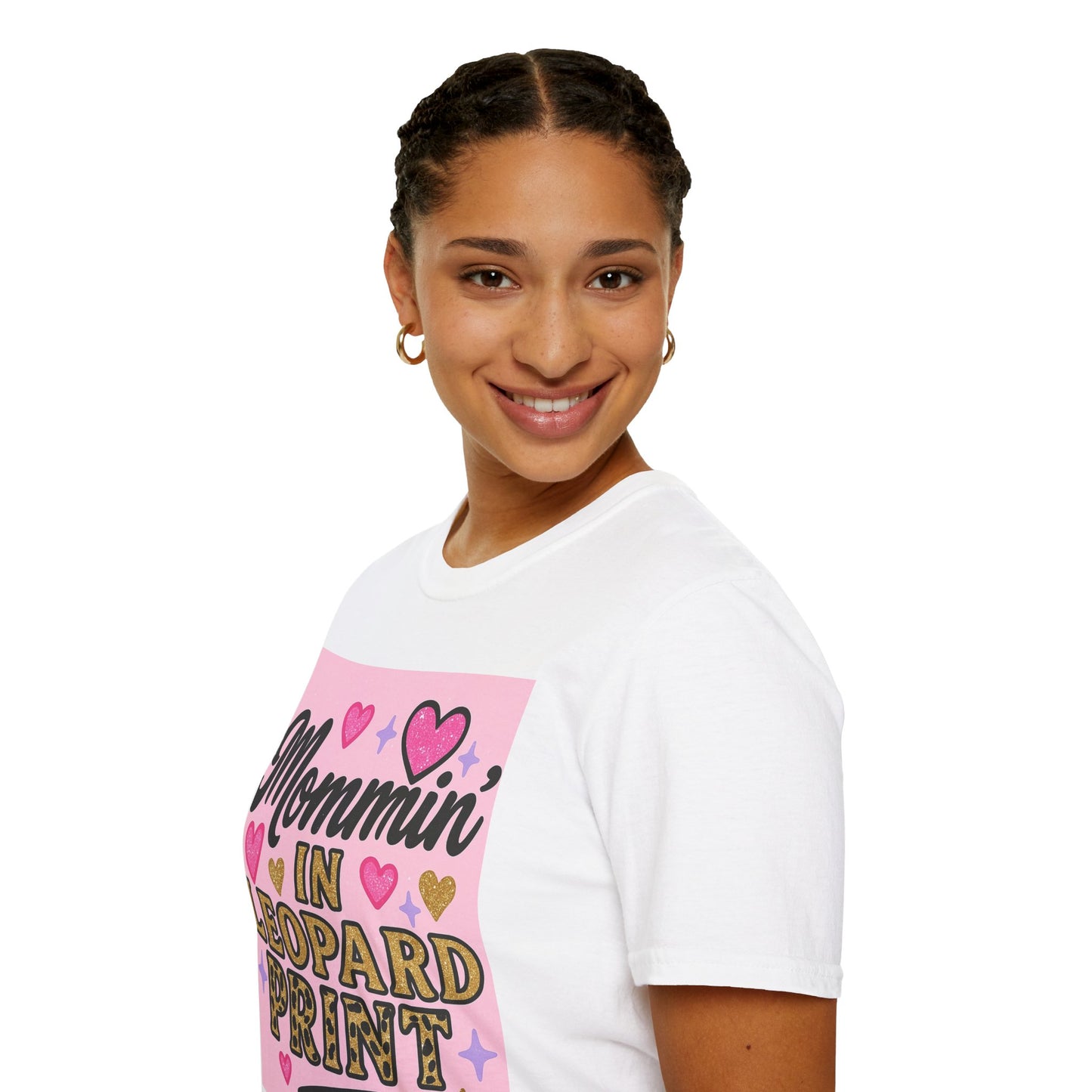 Mommin' in Leopard Print Unisex T-Shirt - Fun & Stylish Apparel for Moms Glam Tee