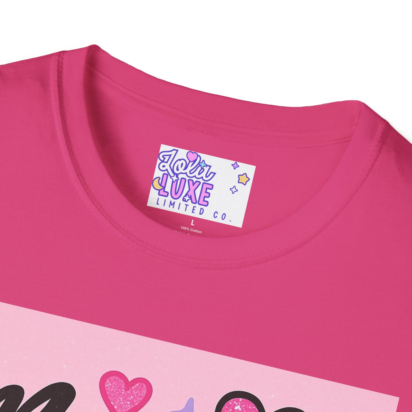 Mommin' in Leopard Print Unisex T-Shirt - Fun & Stylish Apparel for Moms Glam Tee